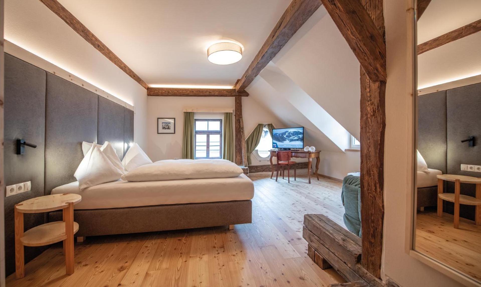 Hotel Gassenwirt Chienes Buitenkant foto